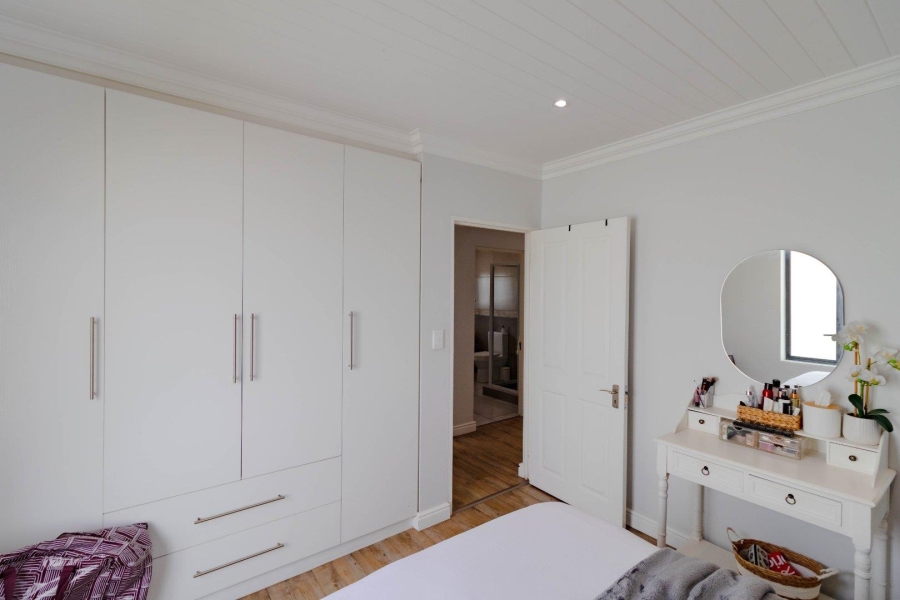 3 Bedroom Property for Sale in Westcliff Western Cape